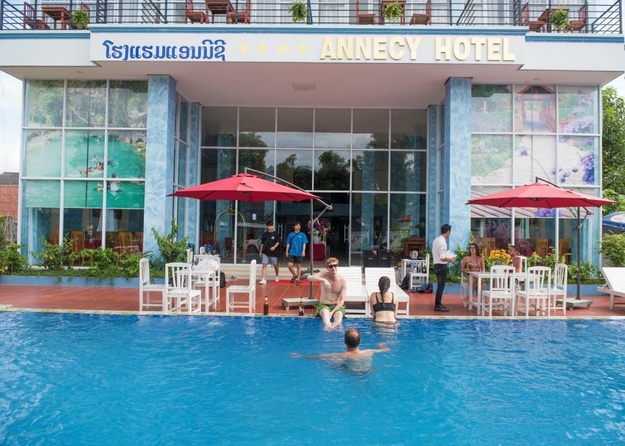 Annecy Hotel Vang Vieng Exterior foto