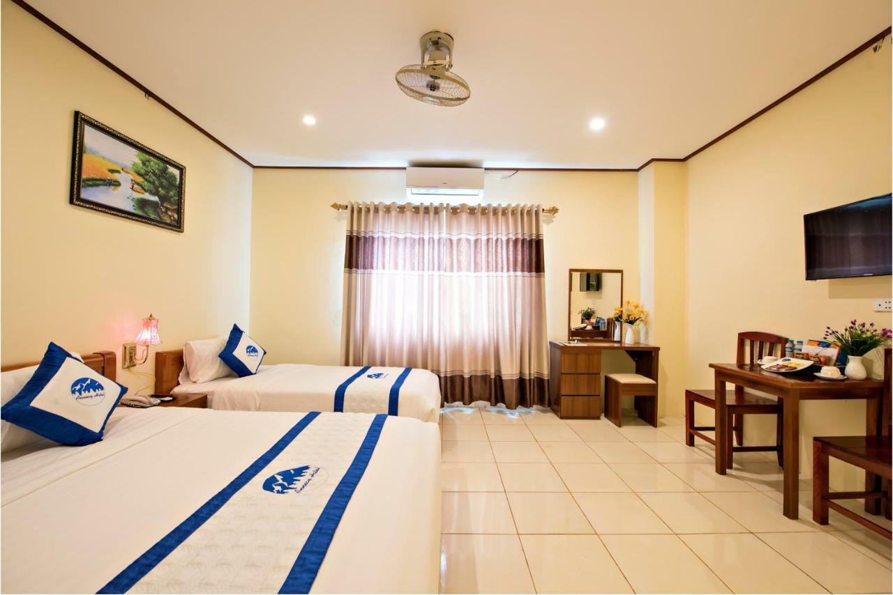 Annecy Hotel Vang Vieng Exterior foto